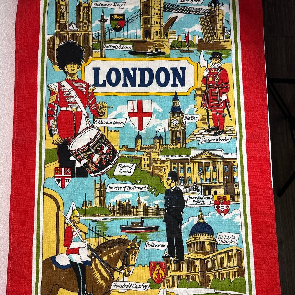 LONDON England  Tea Towel